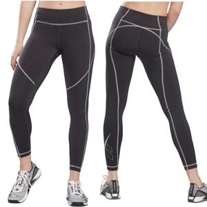 Reebok high-rise speedwick reecycled leggings women Size XSmall